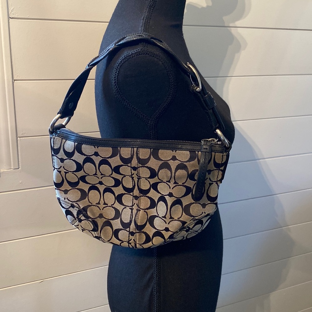 Authenticated Coach Signature Soho Hobo Shoulder Bag